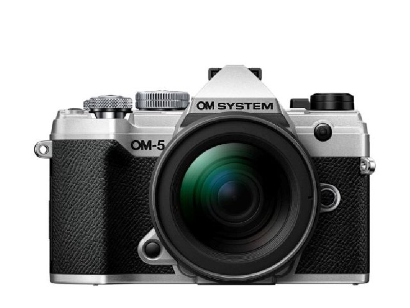 OM System OM-5 Argent + 12-45mm F4 Pro