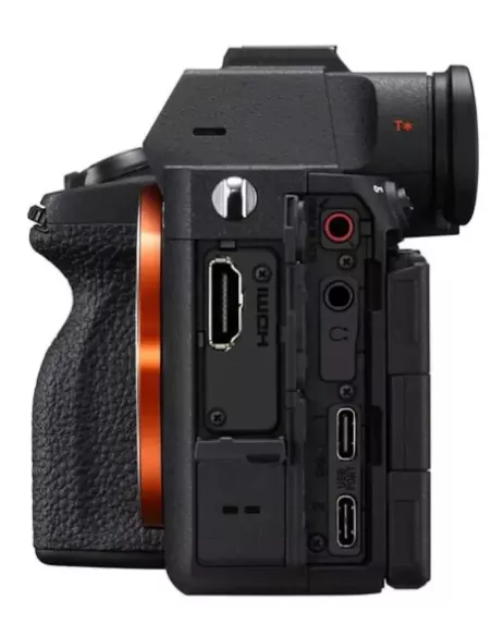 Sony Alpha A7 V - connection ports